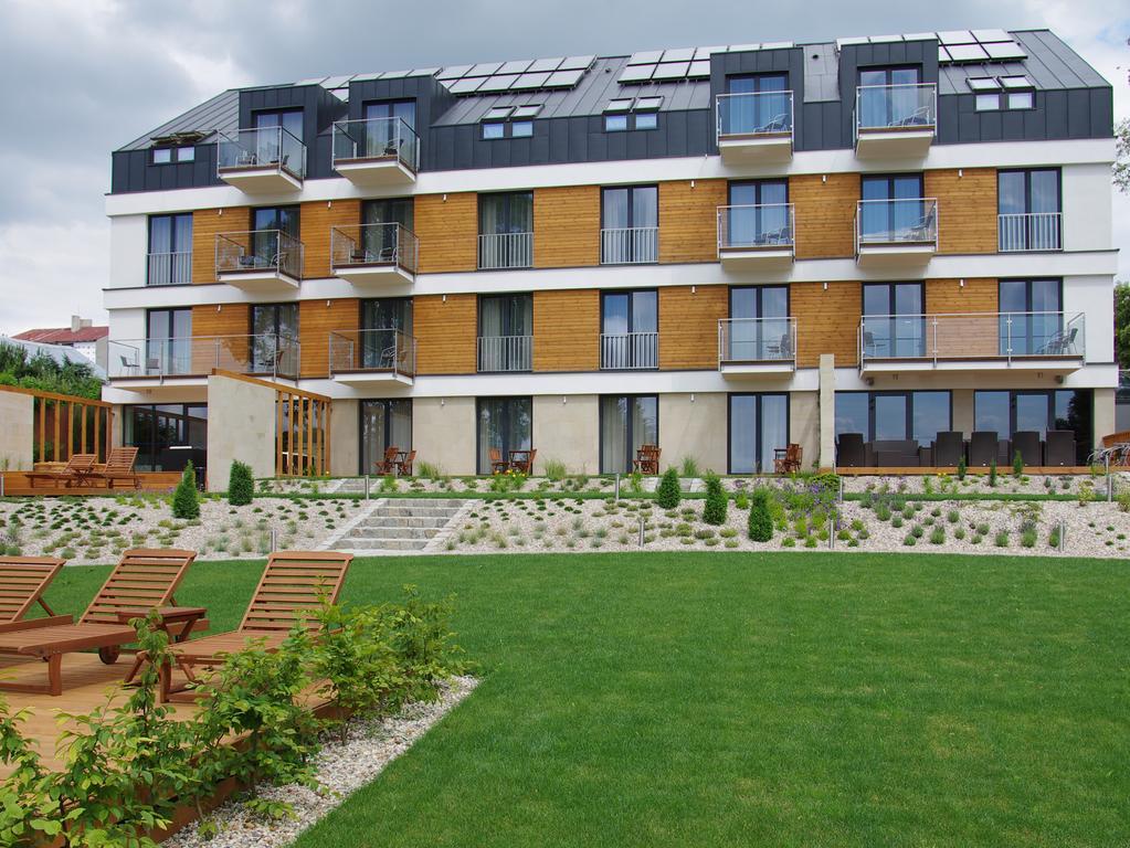 Hotel Uniejow Exterior photo